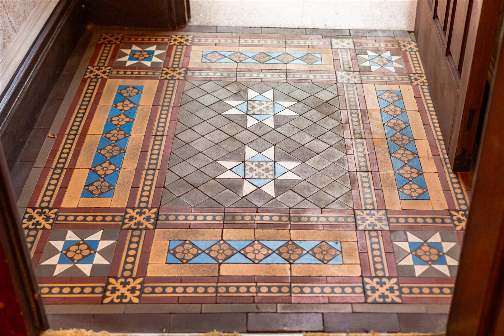 College Hill, Llanelli, SA15 1EL